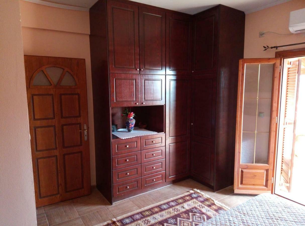 Villa Silvia Agios Matthaios  Экстерьер фото