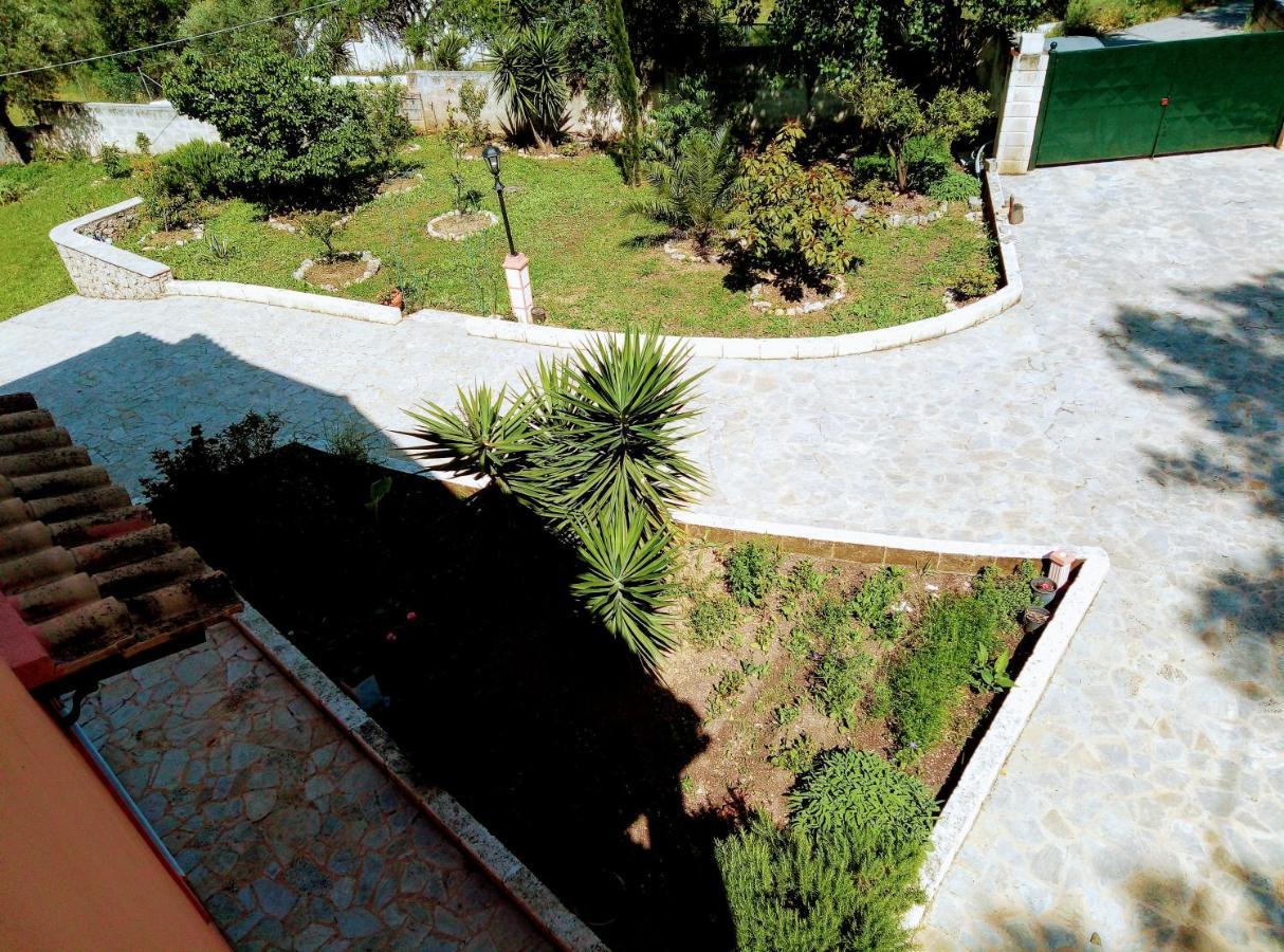 Villa Silvia Agios Matthaios  Экстерьер фото